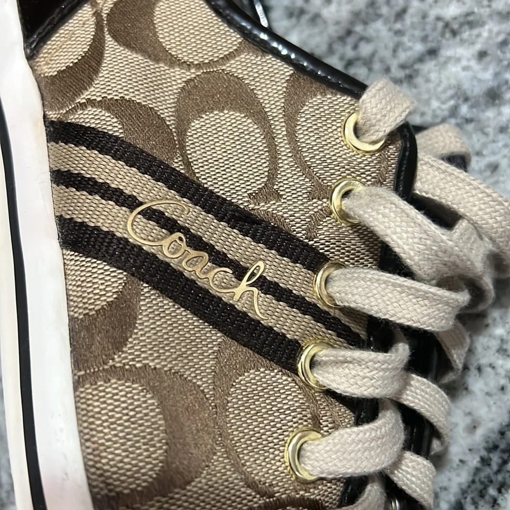 COACH SNEAKERS EUC SZ 7.5 tan and brown - Picture 6 of 8